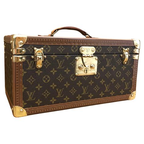 vanity louis vuitton|louis vuitton vanity trunk.